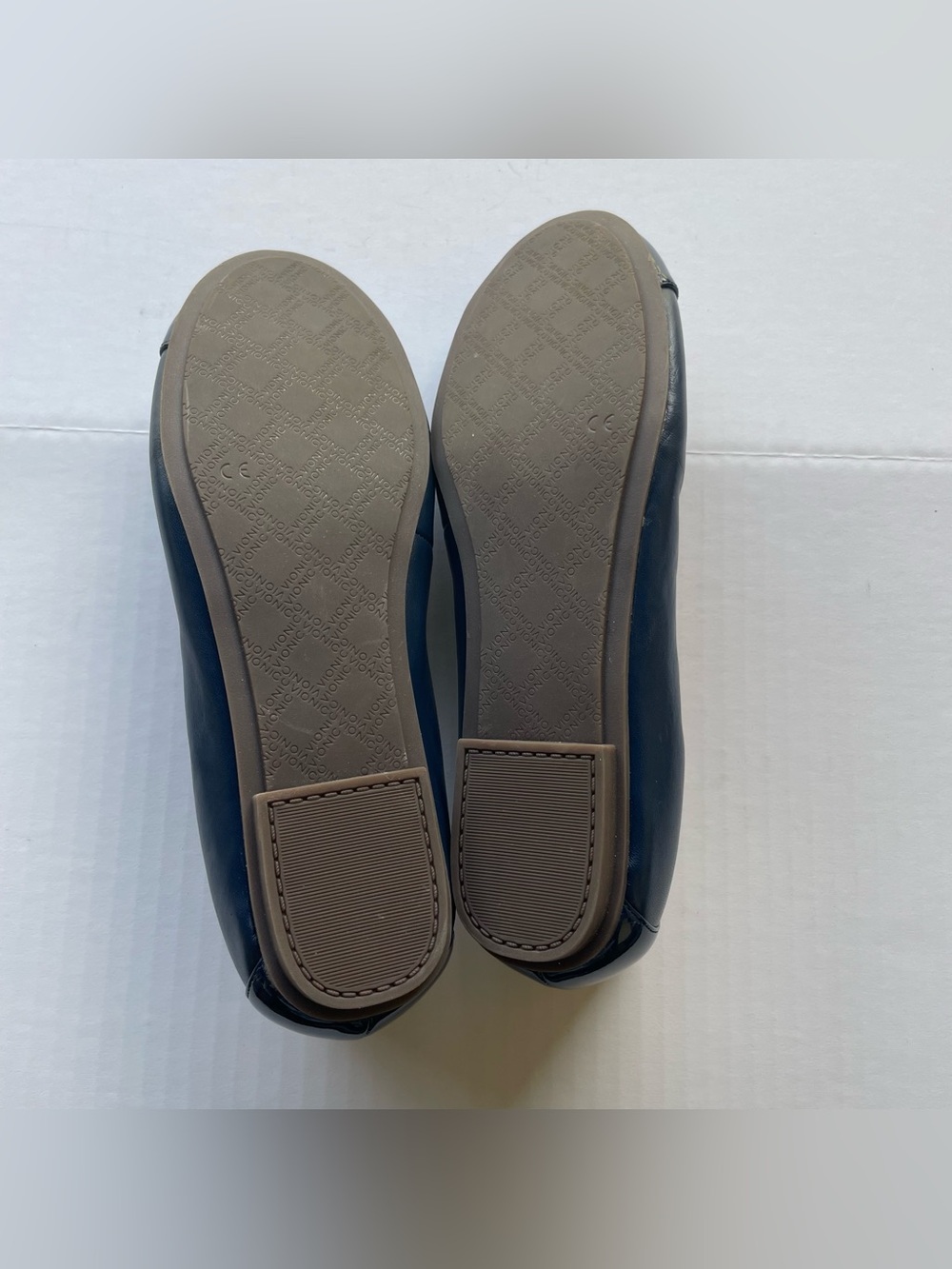 Vionic Minna Navy Blue Patent Cap Toe Ballet Flats Size 10 - Picture 6 of 7